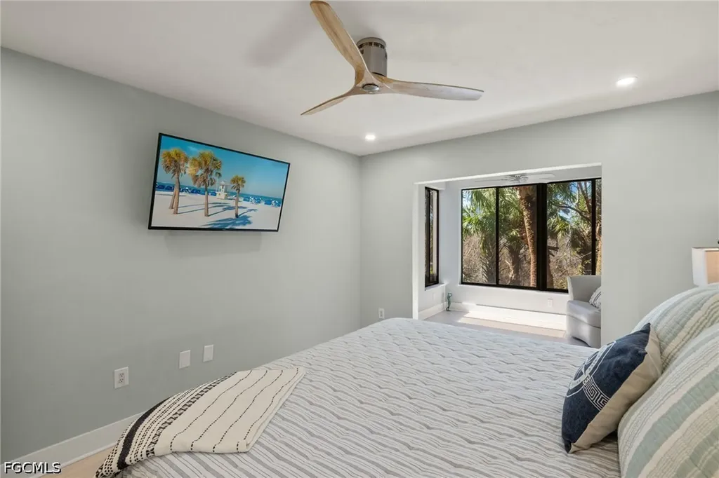 974 Greenwood Court S Sanibel FL 33957