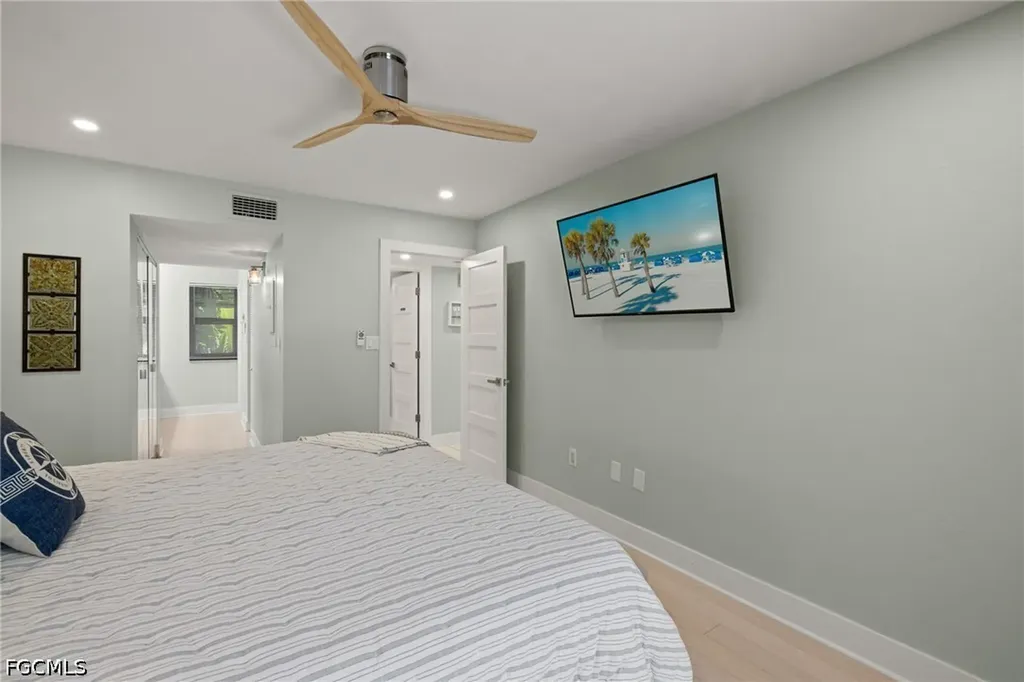 974 Greenwood Court S Sanibel FL 33957
