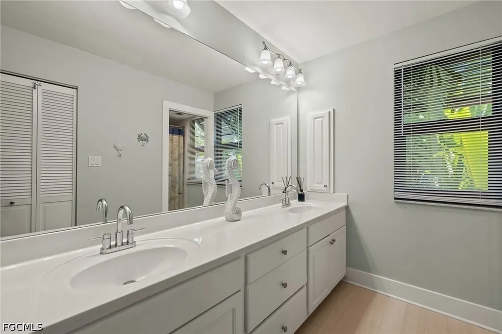 974 Greenwood Court S Sanibel FL 33957