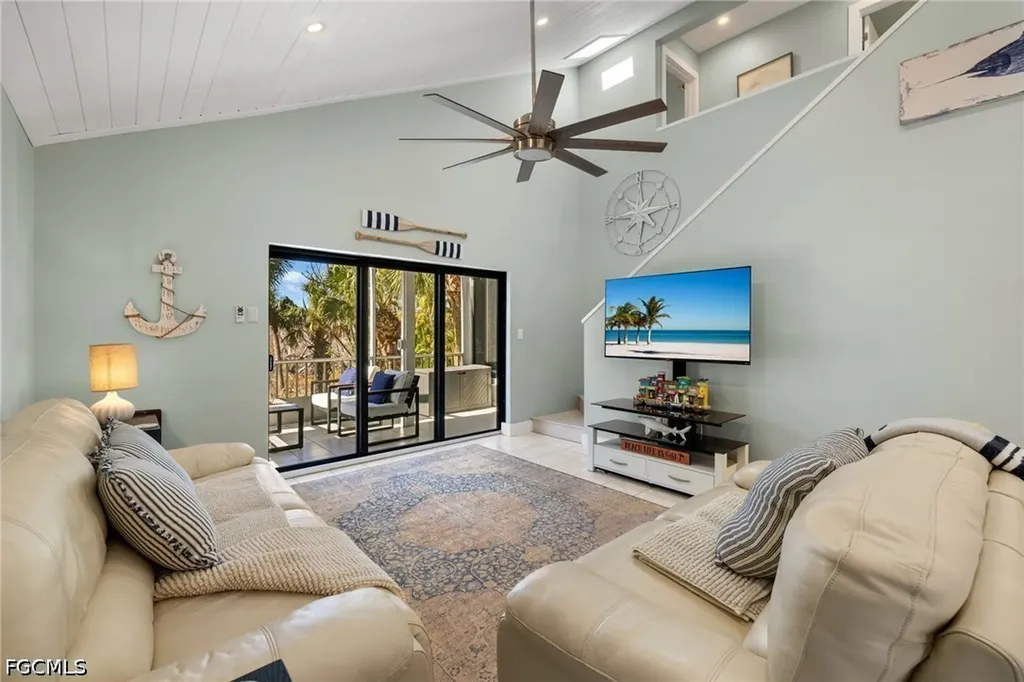 974 Greenwood Court S Sanibel FL 33957
