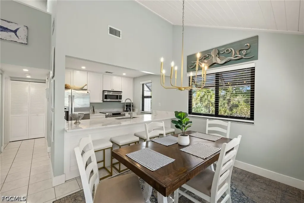974 Greenwood Court S Sanibel FL 33957