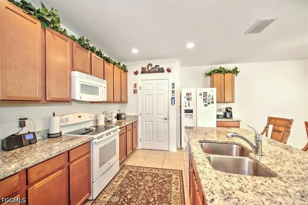 3200 Birch Tree Lane Alva FL 33920