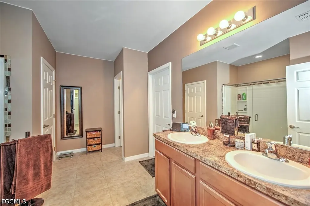 3200 Birch Tree Lane Alva FL 33920