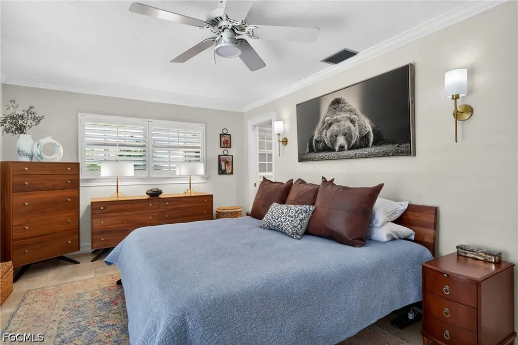 3810 SE 1st Place Cape Coral FL 33904