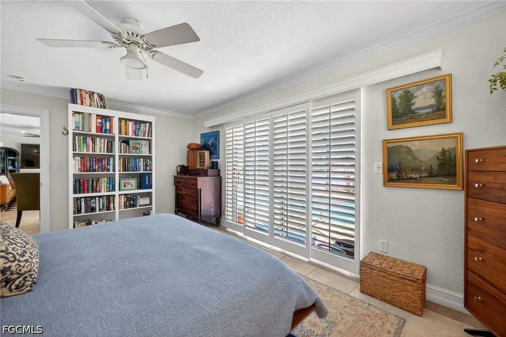 3810 SE 1st Place Cape Coral FL 33904