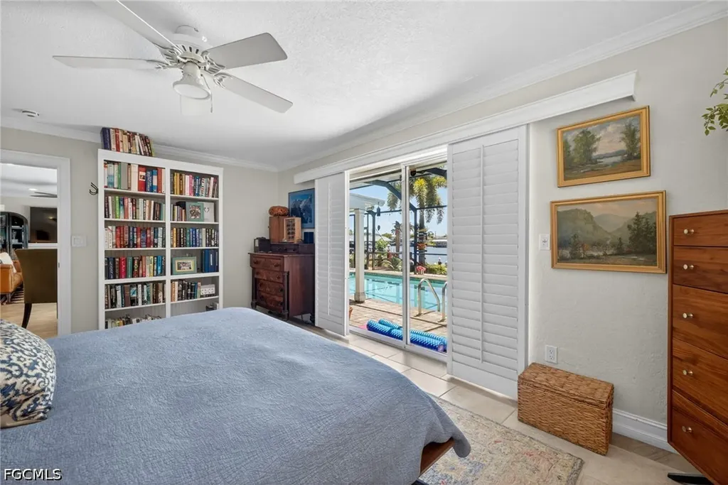 3810 SE 1st Place Cape Coral FL 33904