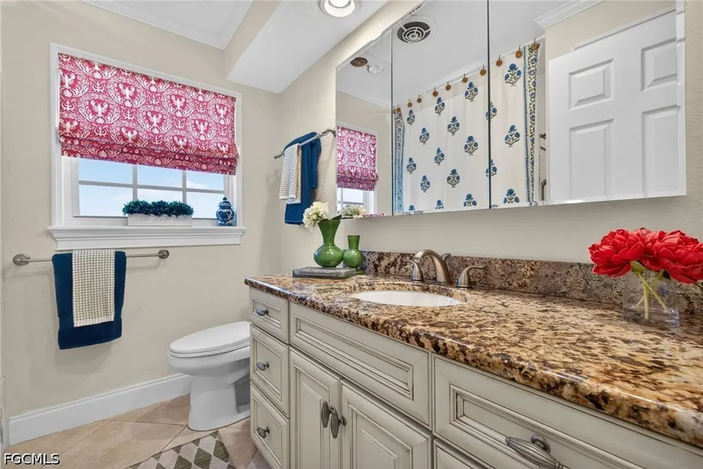 3810 SE 1st Place Cape Coral FL 33904