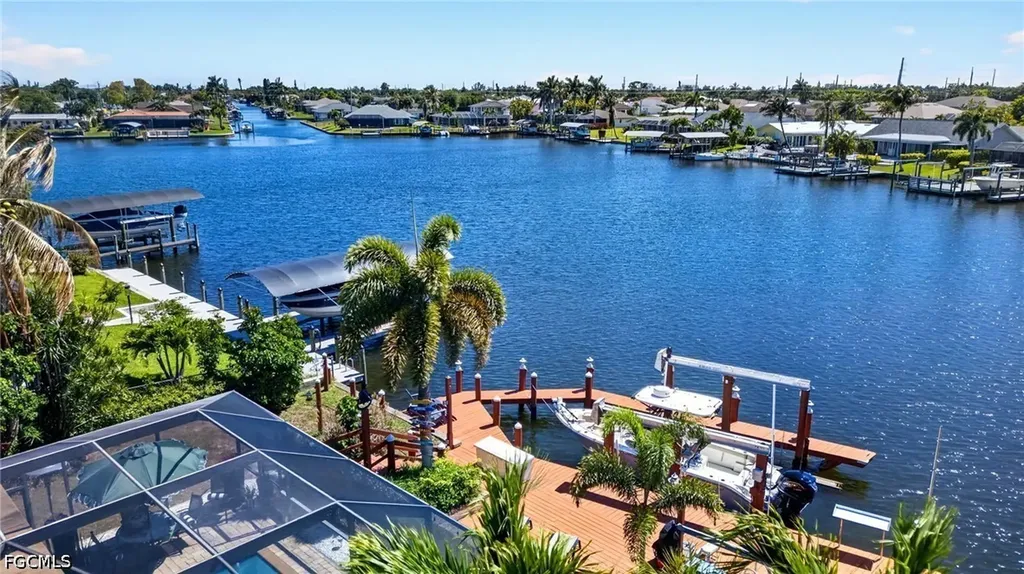 3810 SE 1st Place Cape Coral FL 33904