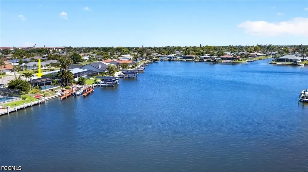 3810 SE 1st Place Cape Coral FL 33904