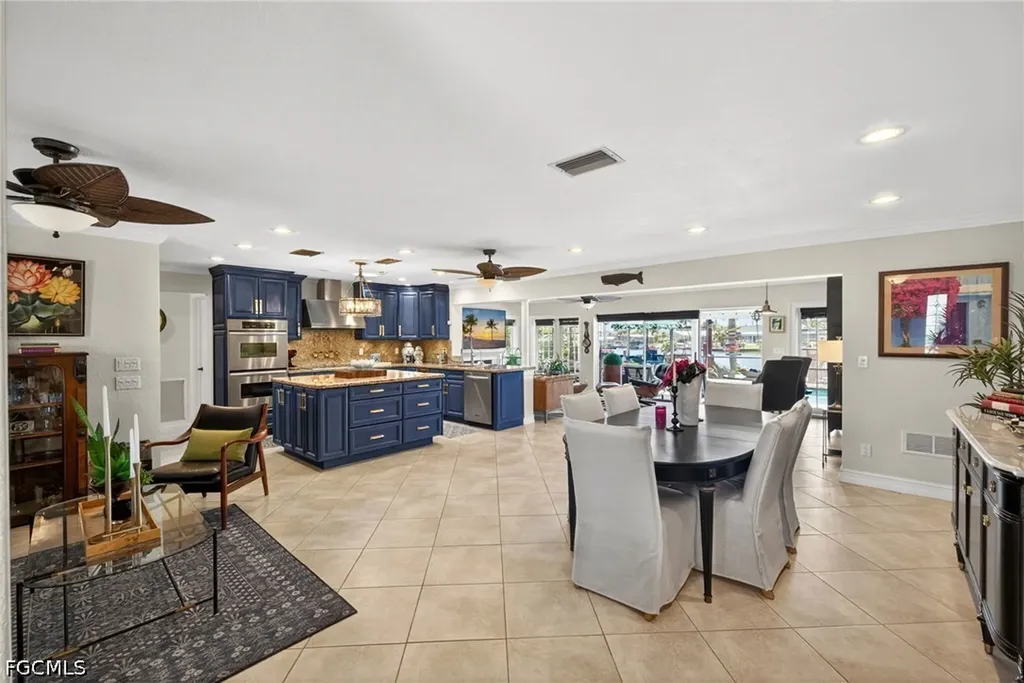 3810 SE 1st Place Cape Coral FL 33904