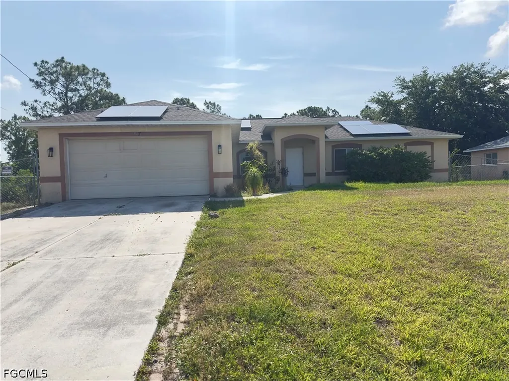 817 Holmes Avenue Lehigh Acres FL 33974