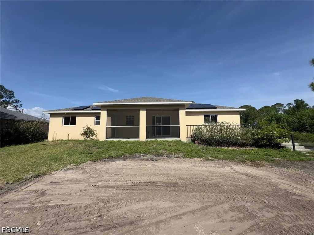 817 Holmes Avenue Lehigh Acres FL 33974