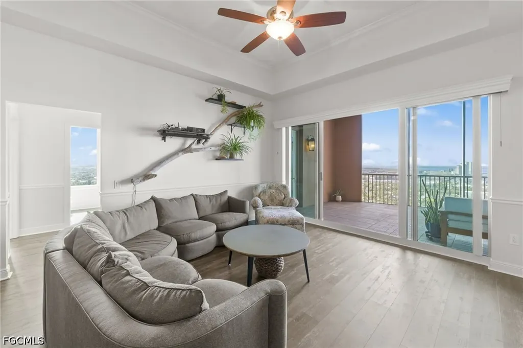 2743 1st Street Fort Myers FL 33916