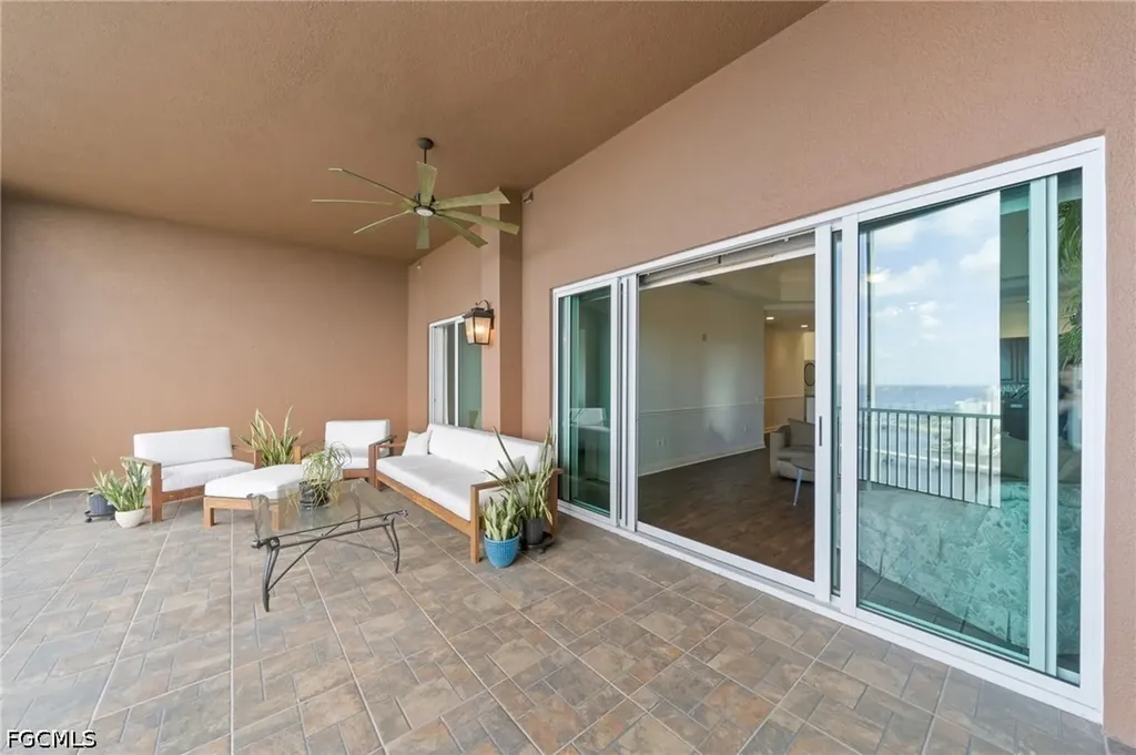 2743 1st Street Fort Myers FL 33916