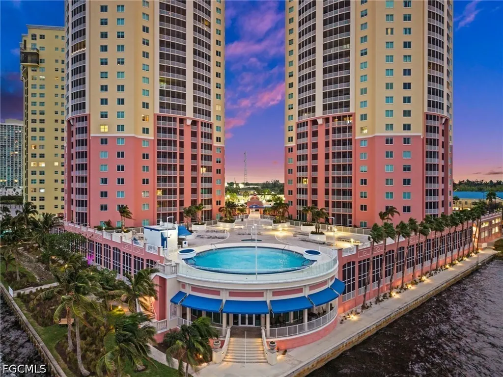2743 1st Street Fort Myers FL 33916