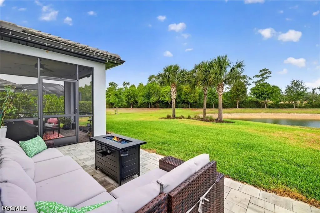 3930 Spotted Eagle Way Fort Myers FL 33966