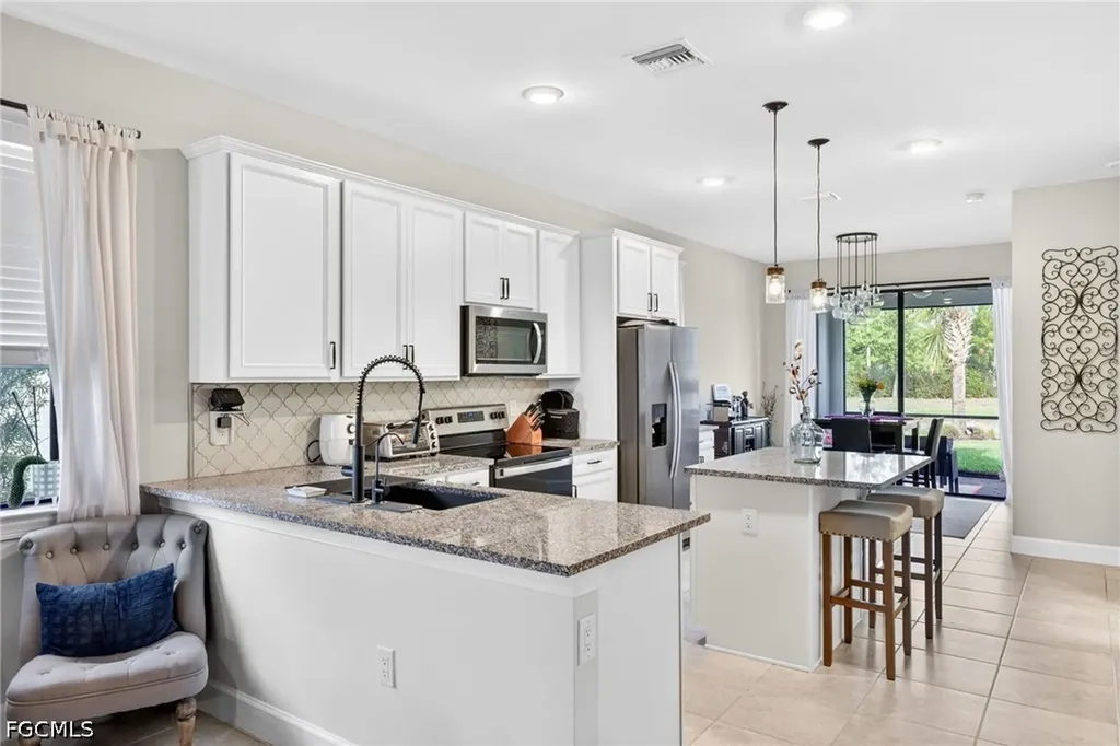 3930 Spotted Eagle Way Fort Myers FL 33966