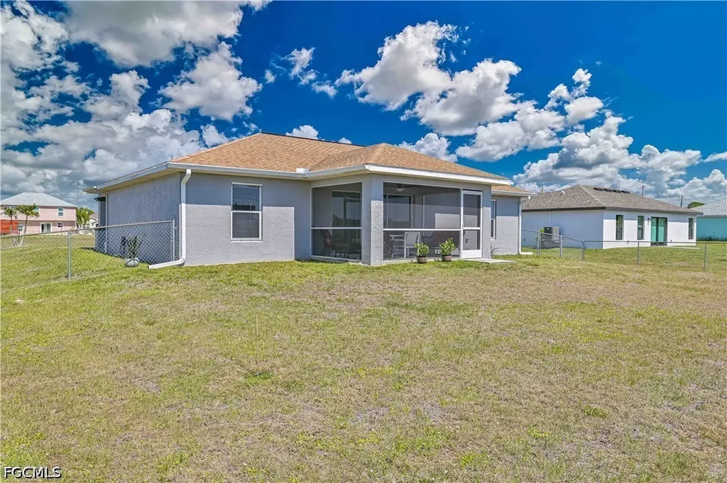 3230 NW 3rd Place Cape Coral FL 33993
