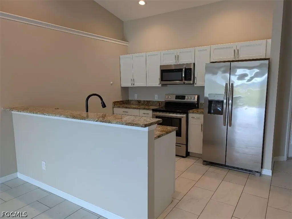 2805 SW 8th Place Cape Coral FL 33914