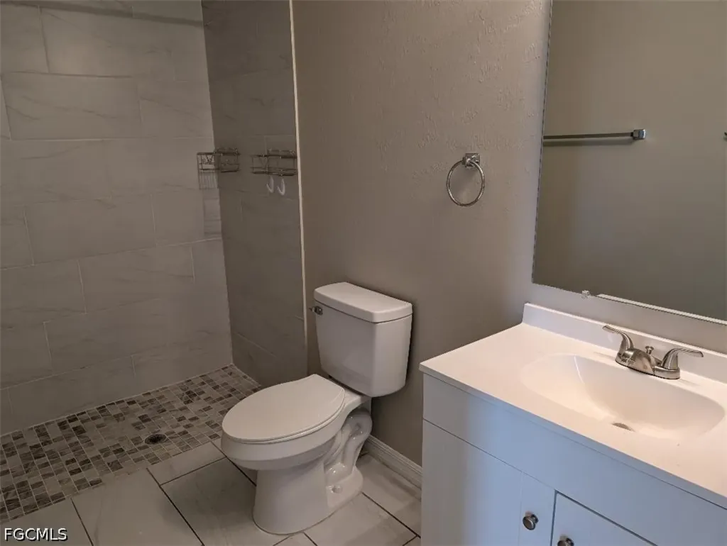 2805 SW 8th Place Cape Coral FL 33914