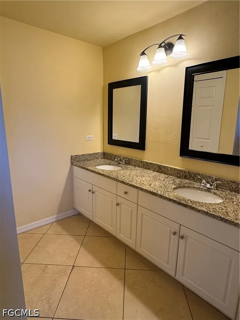 2314 SW 22nd Terrace Cape Coral FL 33991