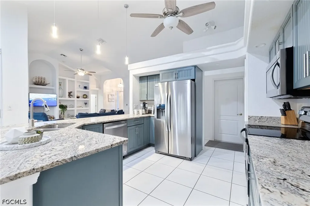 5206 Sands Boulevard Cape Coral FL 33914