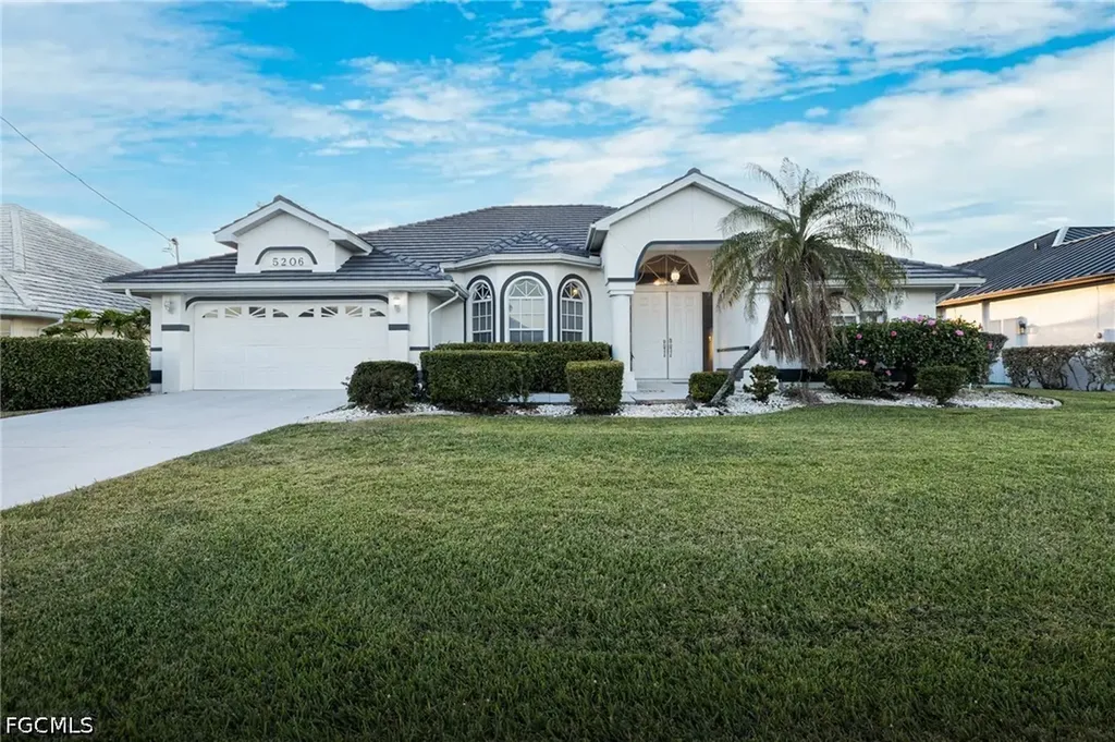 5206 Sands Boulevard Cape Coral FL 33914