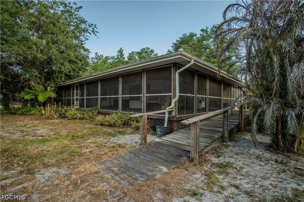3880 Packinghouse Road Alva FL 33920