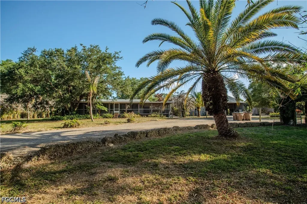 3880 Packinghouse Road Alva FL 33920