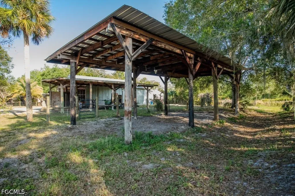 3880 Packinghouse Road Alva FL 33920