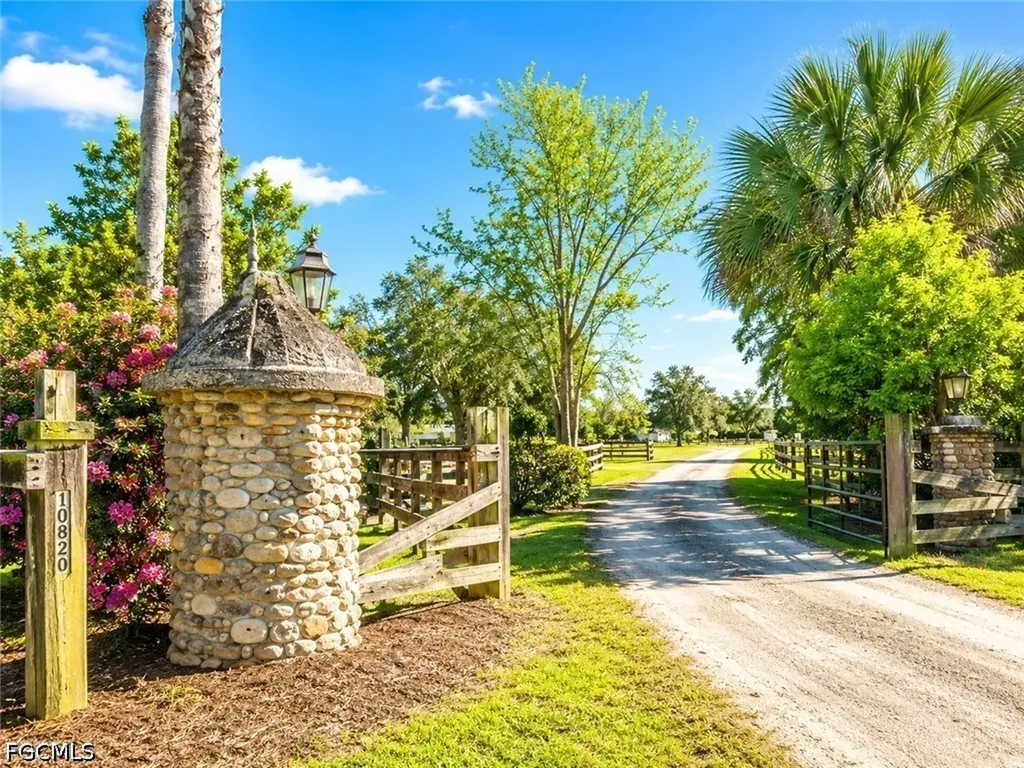 3880 Packinghouse Road Alva FL 33920