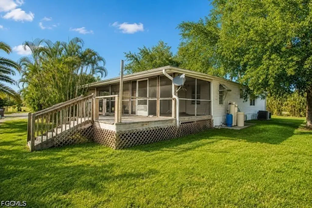 3880 Packinghouse Road Alva FL 33920