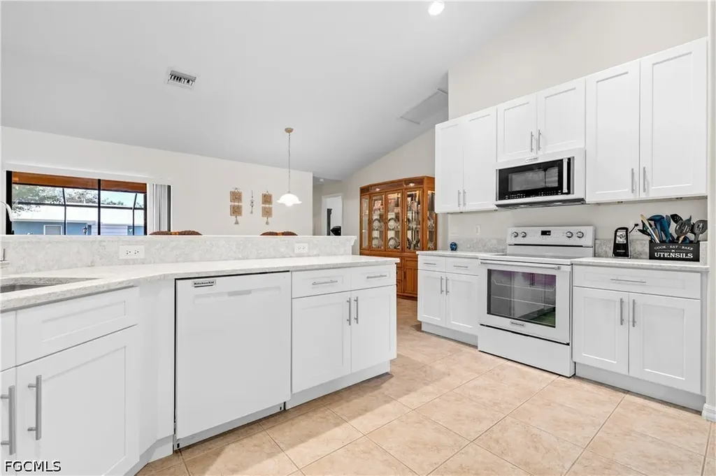 3810 NW 46th Street Cape Coral FL 33993