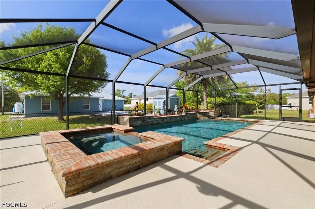 3810 NW 46th Street Cape Coral FL 33993