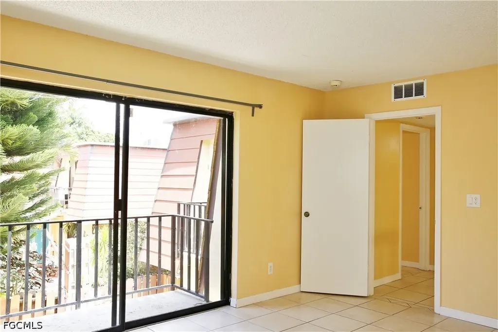 1514 Park Meadows Drive Fort Myers FL 33907