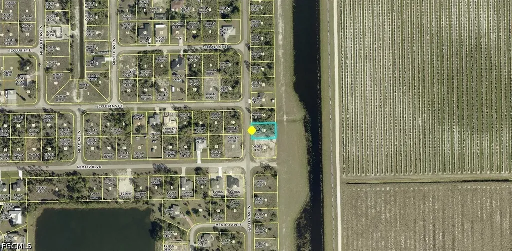 959 Naples Avenue S Lehigh Acres FL 33974
