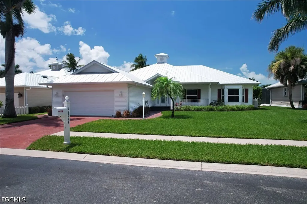 12573 Coconut Creek Court Fort Myers FL 33908