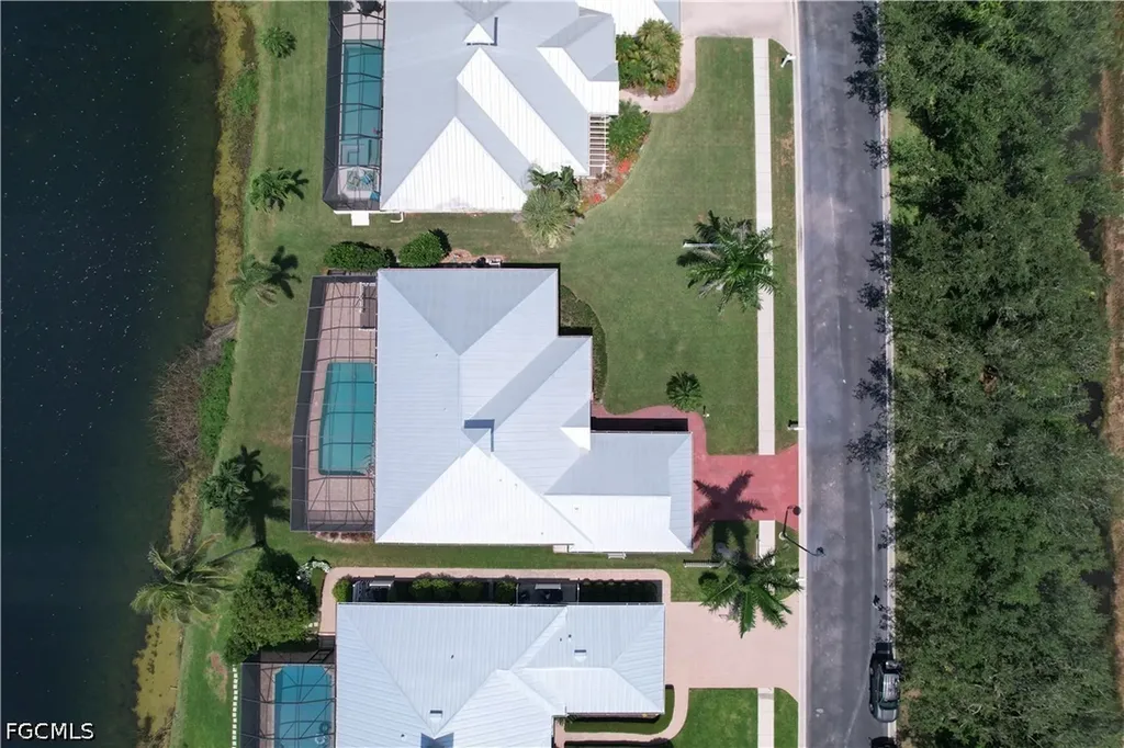 12573 Coconut Creek Court Fort Myers FL 33908