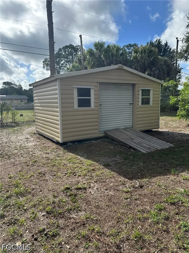602 James Avenue Lehigh Acres FL 33936