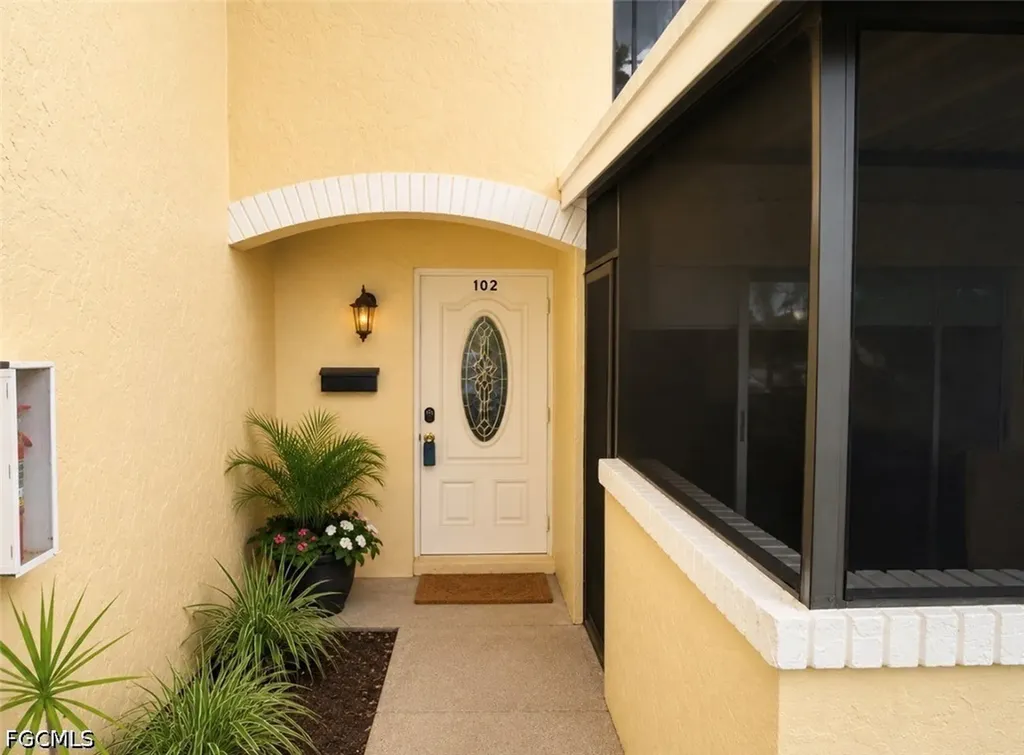 102 E Greens Boulevard Lehigh Acres FL 33936
