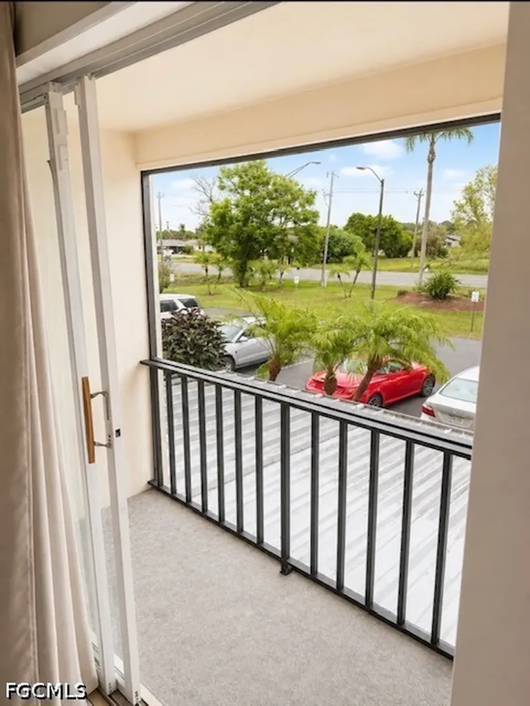 102 E Greens Boulevard Lehigh Acres FL 33936