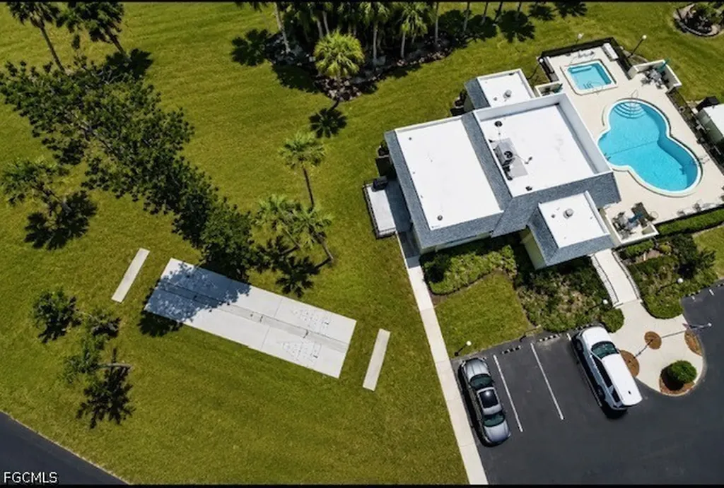 102 E Greens Boulevard Lehigh Acres FL 33936