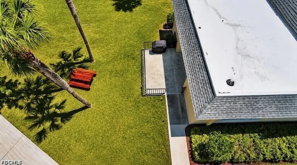 102 E Greens Boulevard Lehigh Acres FL 33936