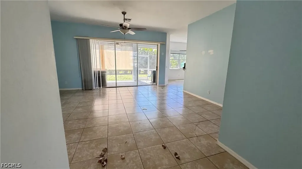 1716 SW 3rd Place Cape Coral FL 33991