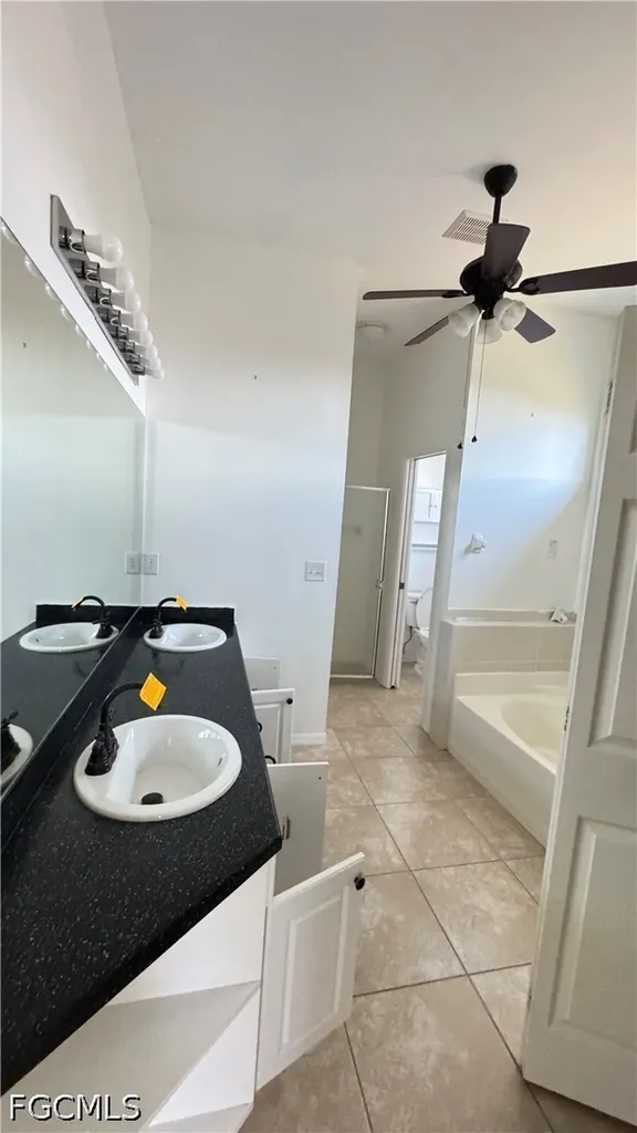 1716 SW 3rd Place Cape Coral FL 33991