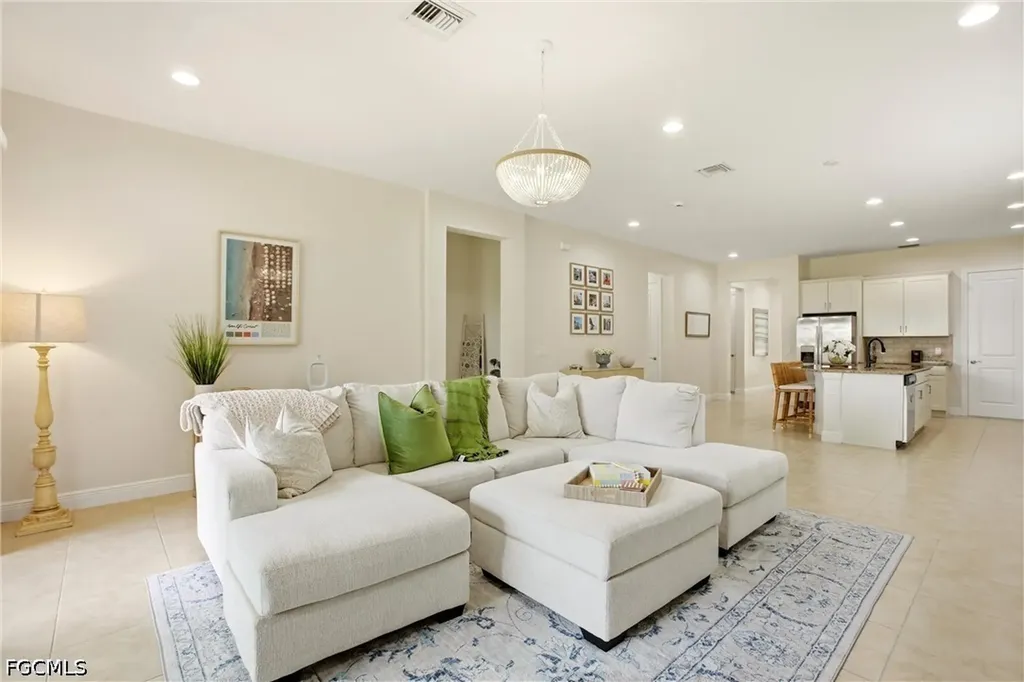 10604 Essex Square Boulevard Fort Myers FL 33913