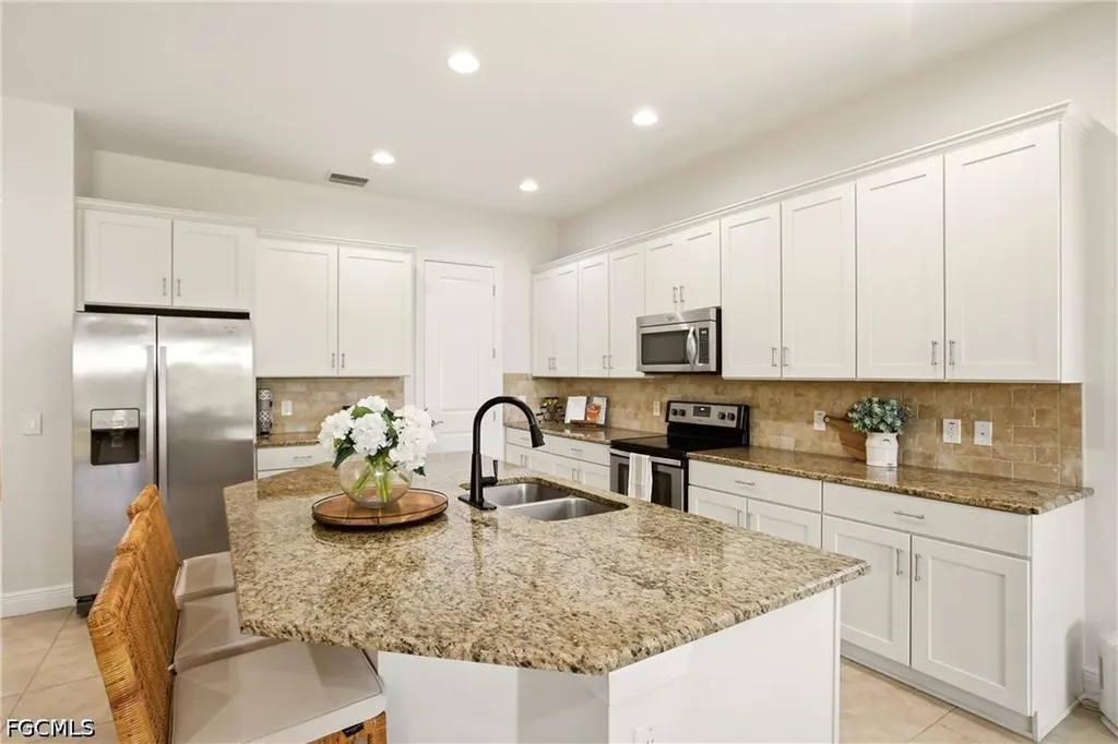 10604 Essex Square Boulevard Fort Myers FL 33913