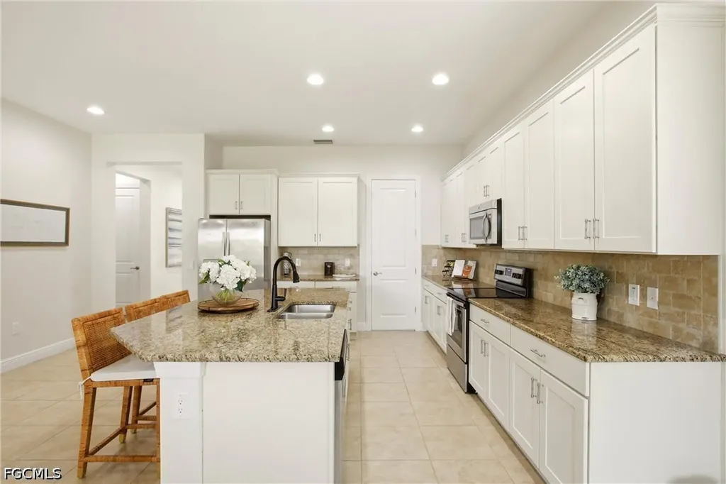 10604 Essex Square Boulevard Fort Myers FL 33913