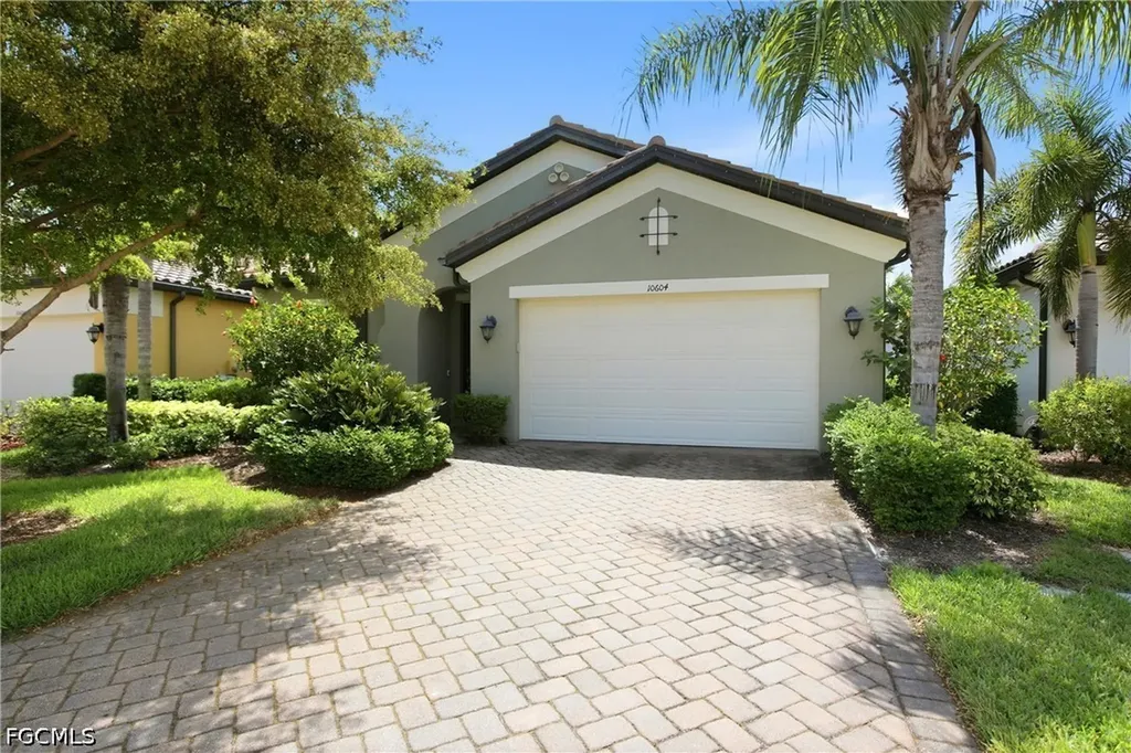 10604 Essex Square Boulevard Fort Myers FL 33913