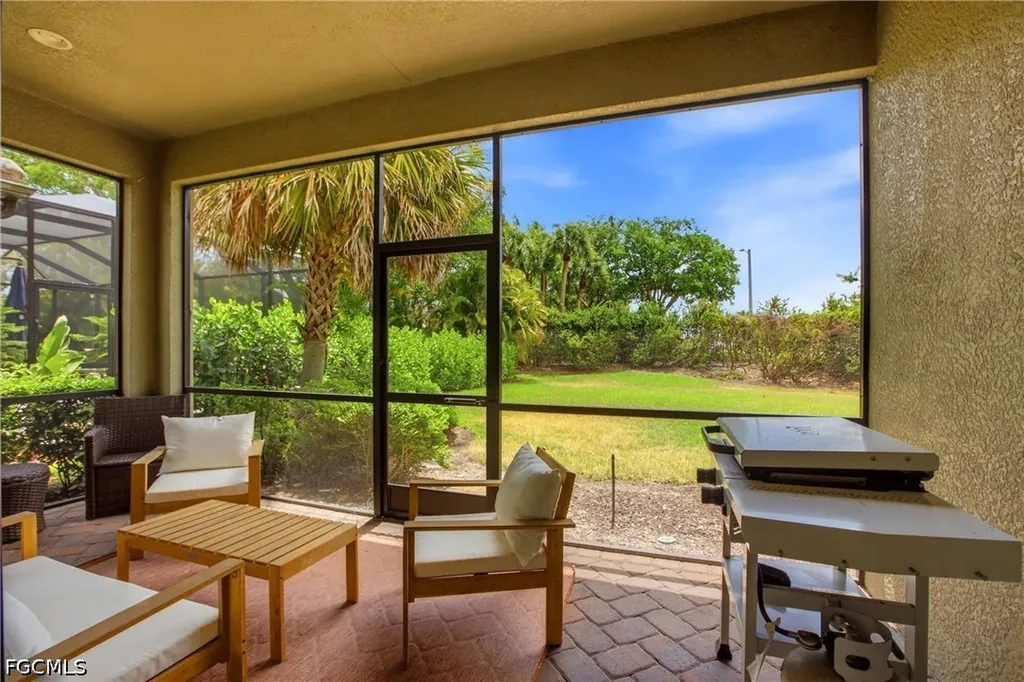 10604 Essex Square Boulevard Fort Myers FL 33913